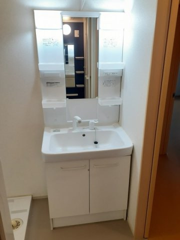 ノーブルブローテの洗面所