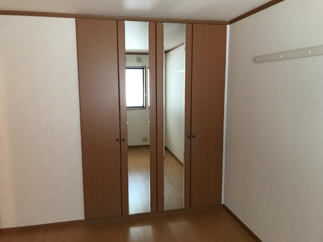 グレイスイサキの収納|クローゼット