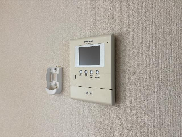 ベルグラースの内装|カメラ付インターホン