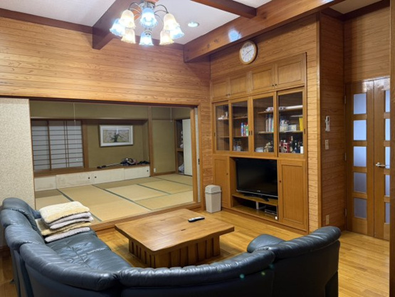 【居間・リビング】 | 伊東市吉田　戸建
