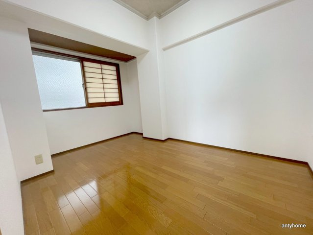 メゾン豊新　仲介手数料無料の寝室