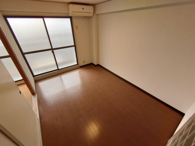 【寝室】 | ハイム山本