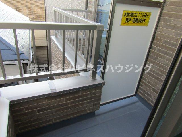 コンフォルト柏のバルコニー|外からの目が気にならないバルコニーで洗濯物が干せます