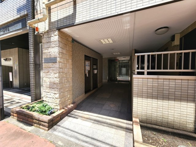 【エントランス】 | カリスヤマガ