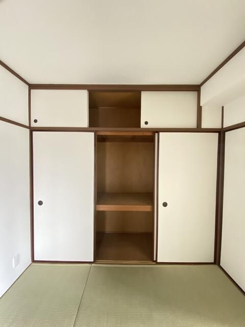 行徳第二アクウェリヤスハイツの収納