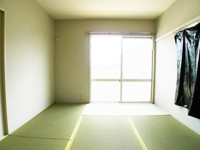 グリーンパレスＤの和室