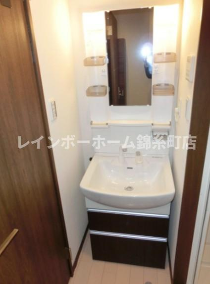 エクセレントコート津田沼の独立洗面台