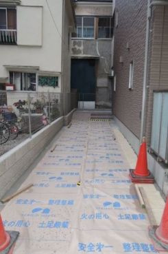 Y's Terraceのエントランス|毎日通るエントランスはこのようになっています