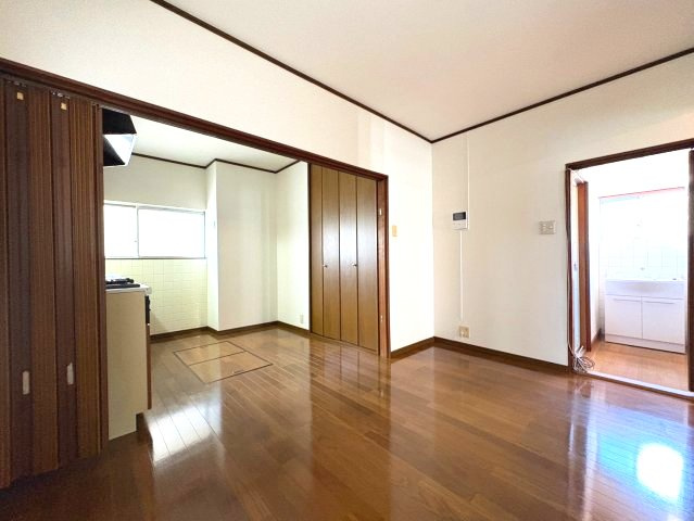 向野町戸建の居間・リビング