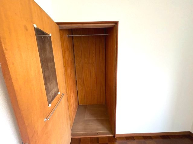 向野町戸建の収納