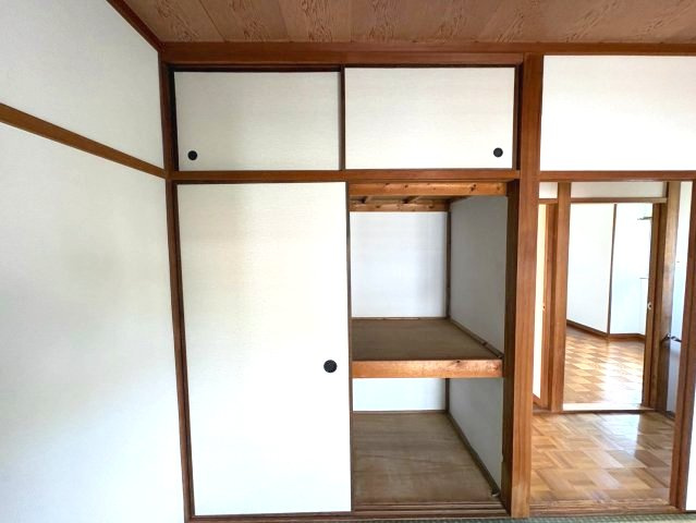 向野町戸建の収納