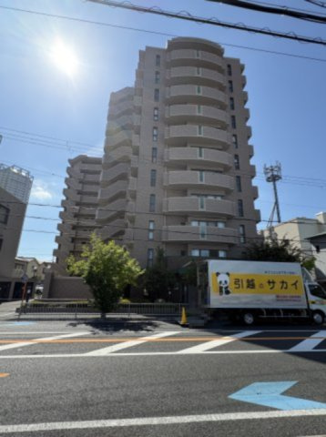 ルネ泉大津ロイヤルコートの外観