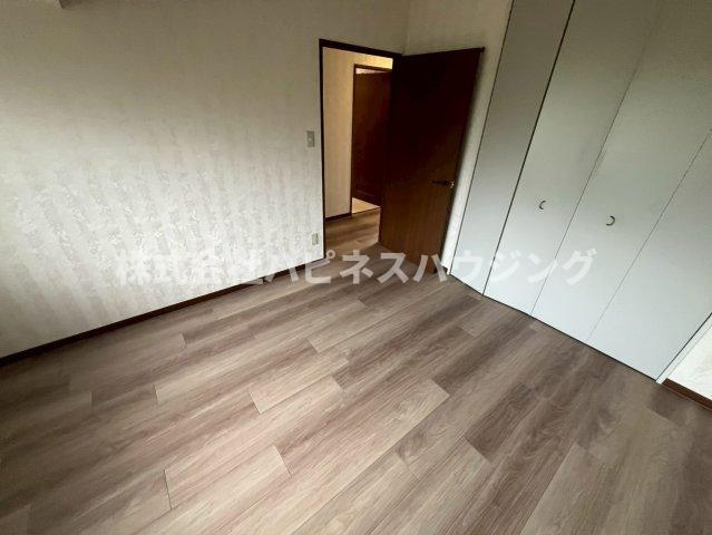 INSURANCE(インシュランス)BLDG.(ビルディング)XIX(ナインティーン)松戸の洋室