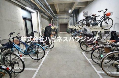 INSURANCE(インシュランス)BLDG.(ビルディング)XIX(ナインティーン)松戸のその他共用部分|駐輪場あり