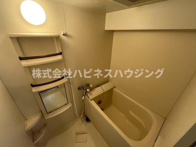 INSURANCE(インシュランス)BLDG.(ビルディング)XIX(ナインティーン)松戸の浴室