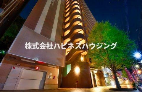 INSURANCE(インシュランス)BLDG.(ビルディング)XIX(ナインティーン)松戸の外観