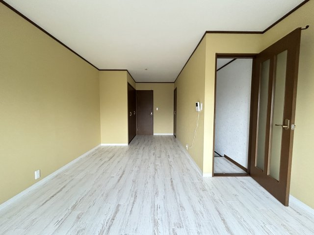 小山1丁目住居付き店舗