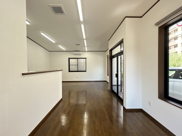西浦1丁目店舗・事務所