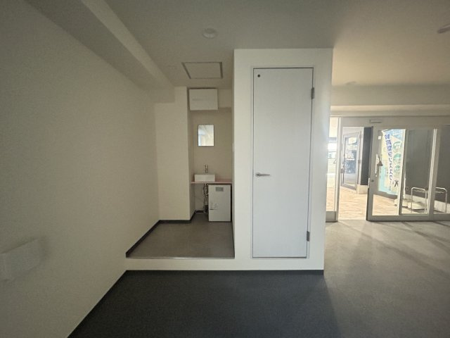 鷹合1丁目店舗・事務所