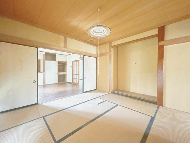 富士市森島の中古一戸建|１階８帖和室