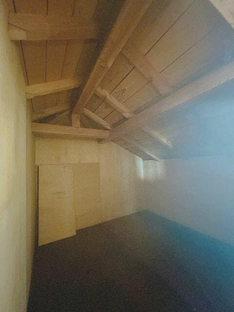 富士市森島の中古一戸建|２階東側６帖和室小屋裏収納