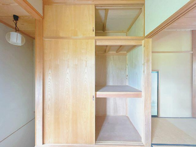富士市森島の中古一戸建|２階廊下収納