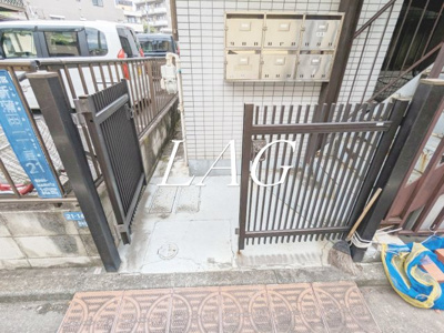 【エントランス】 | ノ・レーヴ | エントランスです。