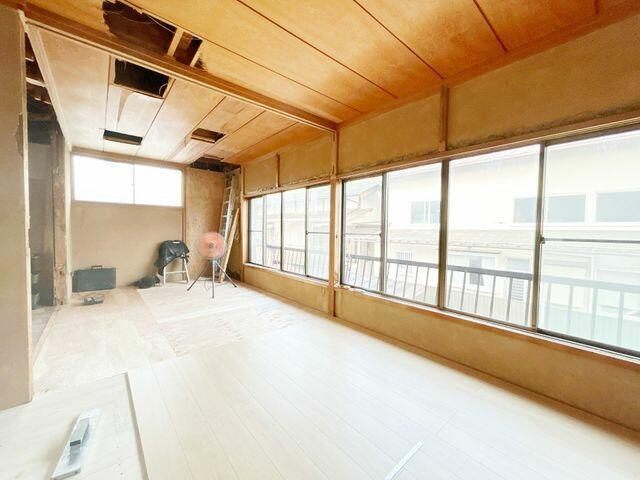 富士宮市羽鮒の中古一戸建|ＲＦ中　２階室内