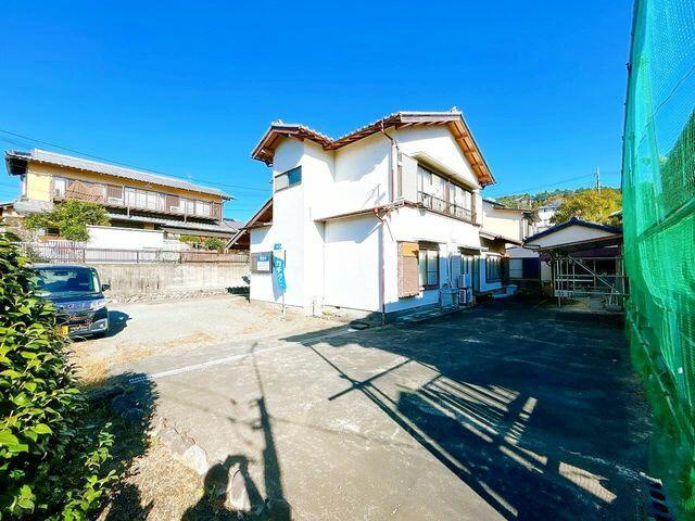 富士宮市羽鮒の中古一戸建|駐車場
