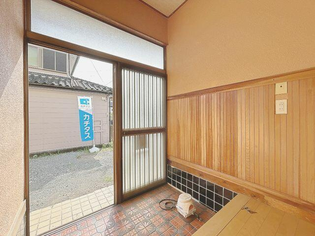 富士宮市宮原の中古一戸建|内玄関