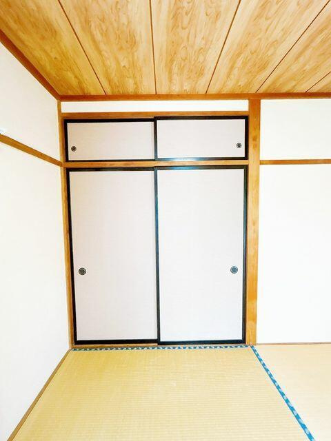 富士宮市宮原の中古一戸建|２階和室　収納