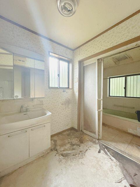 富士市鵜無ケ淵の中古一戸建|１階洗面所