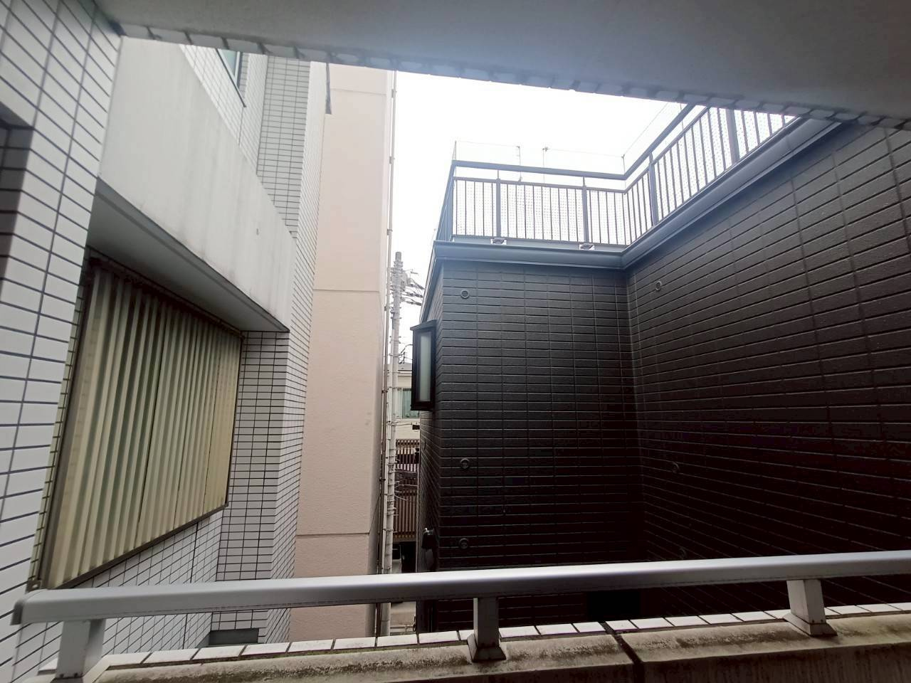 【バルコニー】