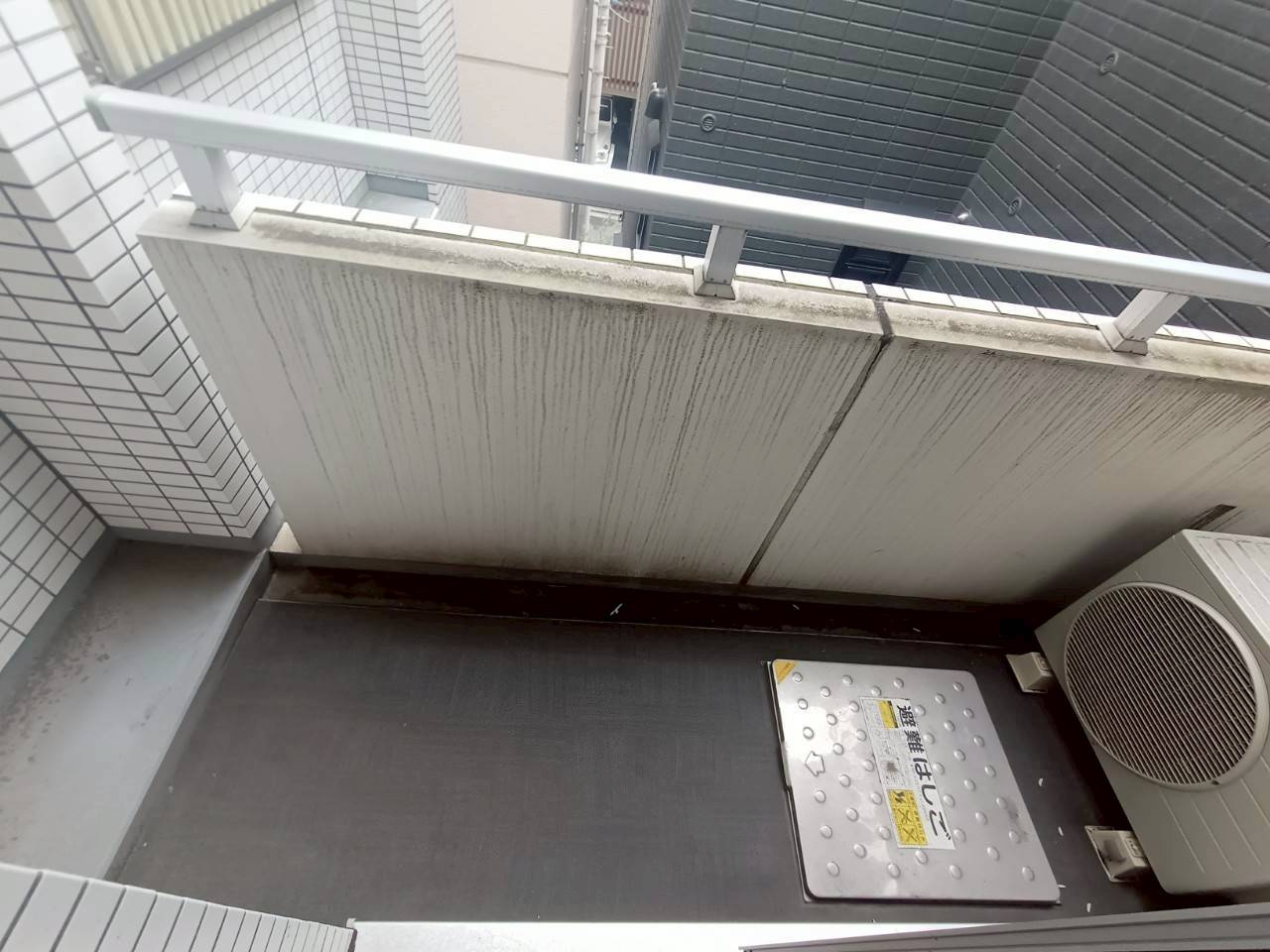 【バルコニー】