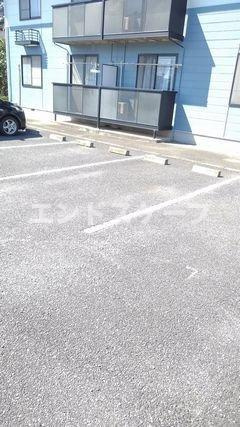 ルミエールコート　Ｂの駐車場|高崎、前橋のお部屋探しはエンドスケープまで！お客様の理想お聞かせ下さい♪