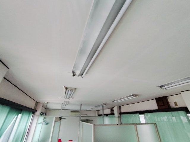 沢田ビル2階