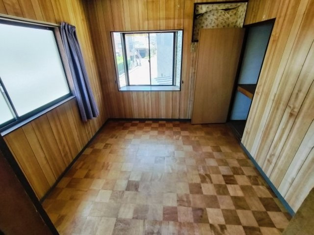 引野町2丁店舗付き貸家