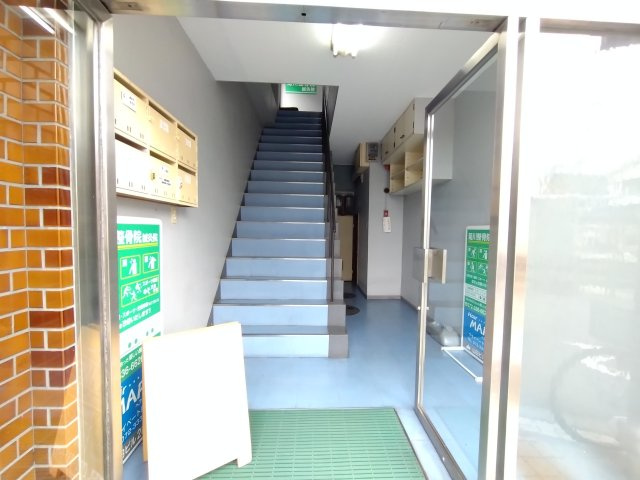 山田ビル のロビー