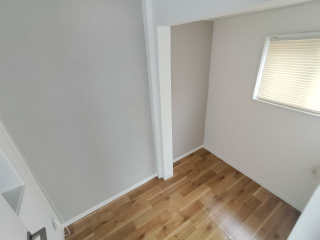 服部川戸建の内装|2階 洋室9.5CL