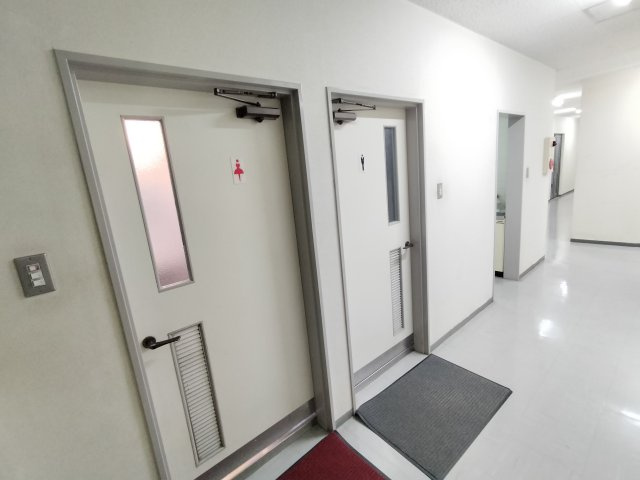 キャナルコート神田のその他共用部分|男女別共用トイレ