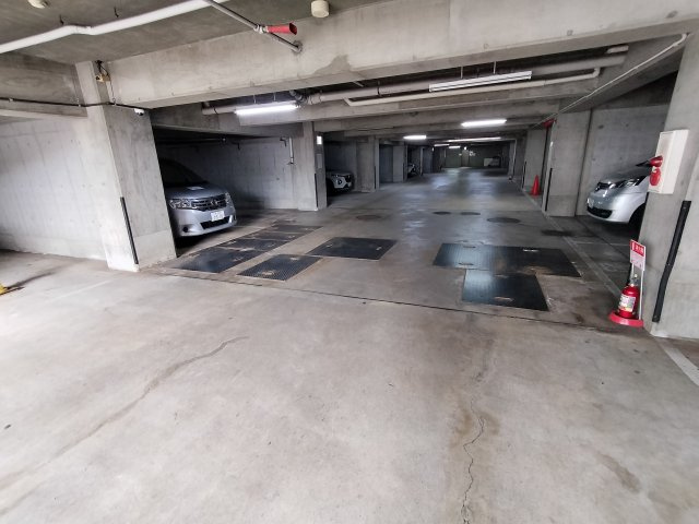 エクセル深阪の駐車場