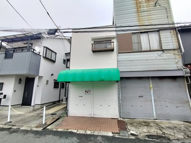 羽曳野市高鷲8丁目店舗事務所