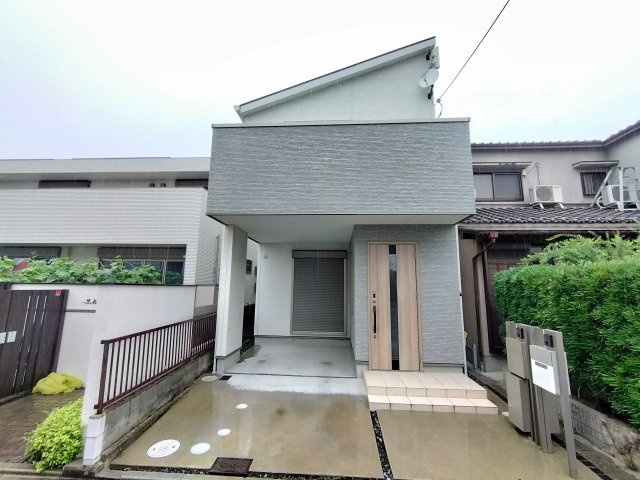 郡戸貸家 検査済書有り