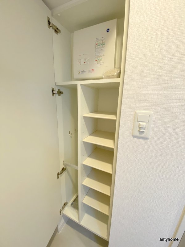 エスリード難波ザ・プレミア 仲介手数料無料の収納