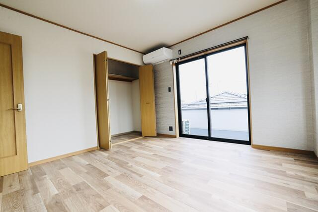 富士市松岡の中古一戸建|３階の居室です。エアコンがつ…