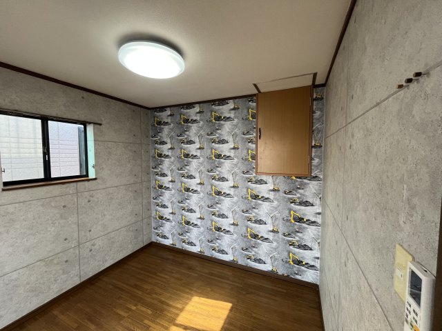 島泉6丁目戸建