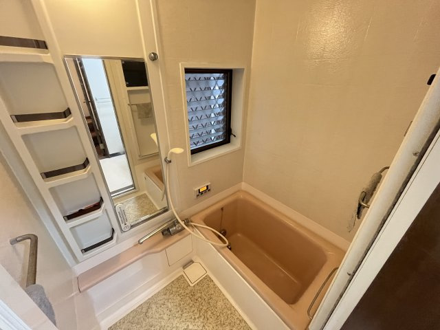 島泉6丁目戸建