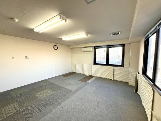 新栄プロパティー出戸の内装