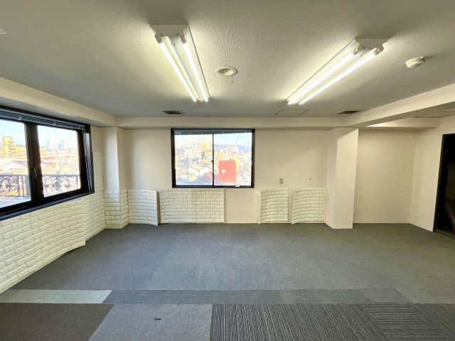 新栄プロパティー出戸の内装