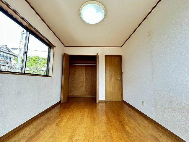 富士市原田の中古一戸建|２階南西側洋室　クローゼット